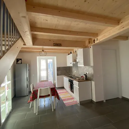 Black Eagle * مانديلو ديل لاريو